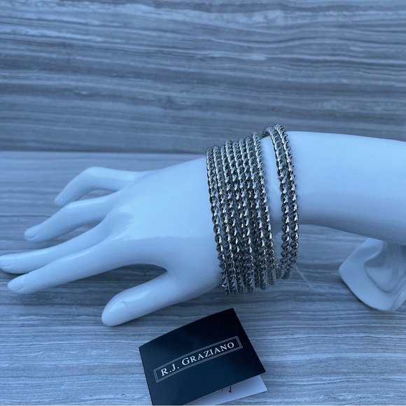 R.J. GRAZIANO Set of 10 Vintage Silvertone Twisted Bangle Bracelets Size 8.5 NWT - Picture 8 of 11